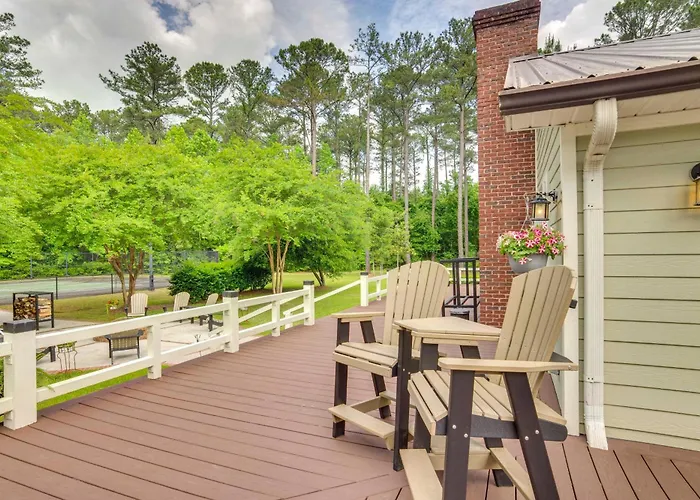 Private Walterboro Estate W/ Deck + Fire Pit!